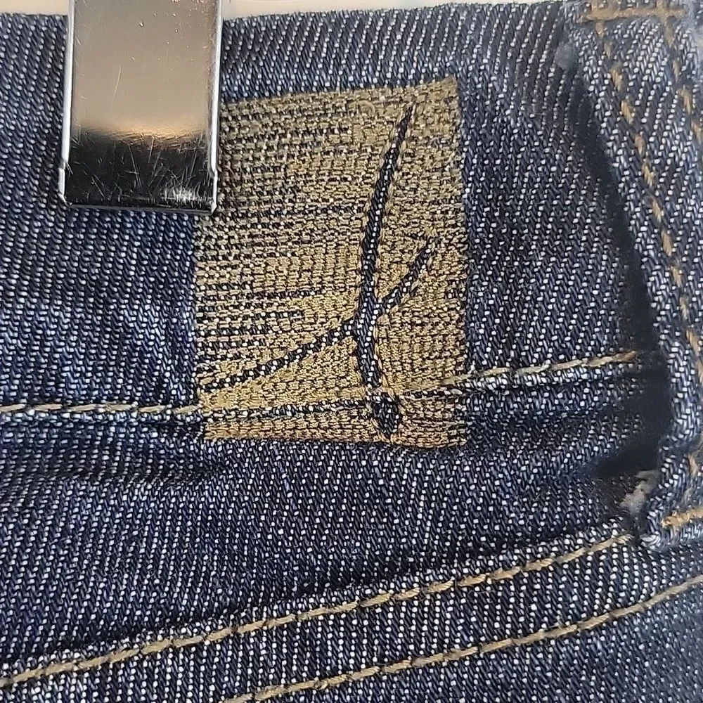 !It jeans Los Angeles darkwash blue denim bermuda shorts Women's Size 27